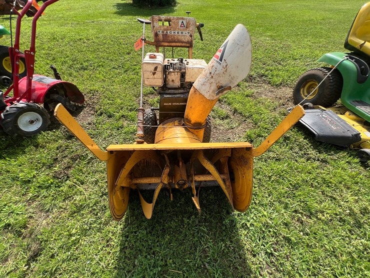 #9919-•-allis-chalmers-tracker-7-snow-blower-image-2