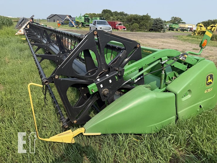 john-deere-635f-image-10