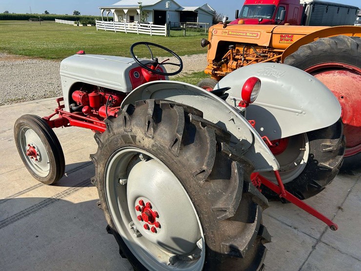 ford-8n-image-2