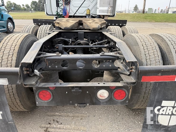 2009-international-transtar-8600-image-23