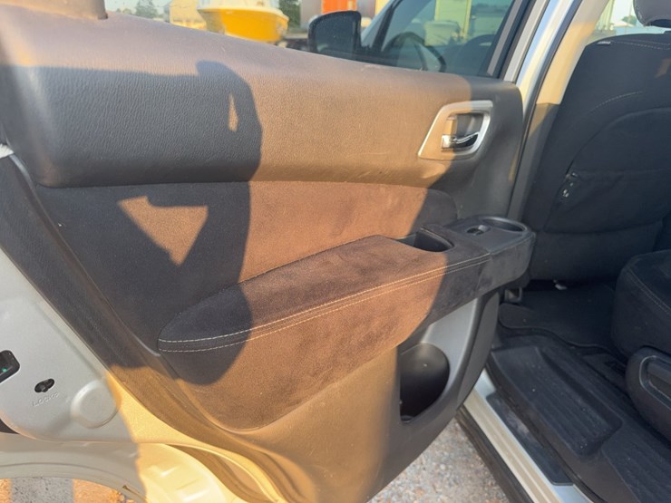2016-nissan-pathfinder-image-20