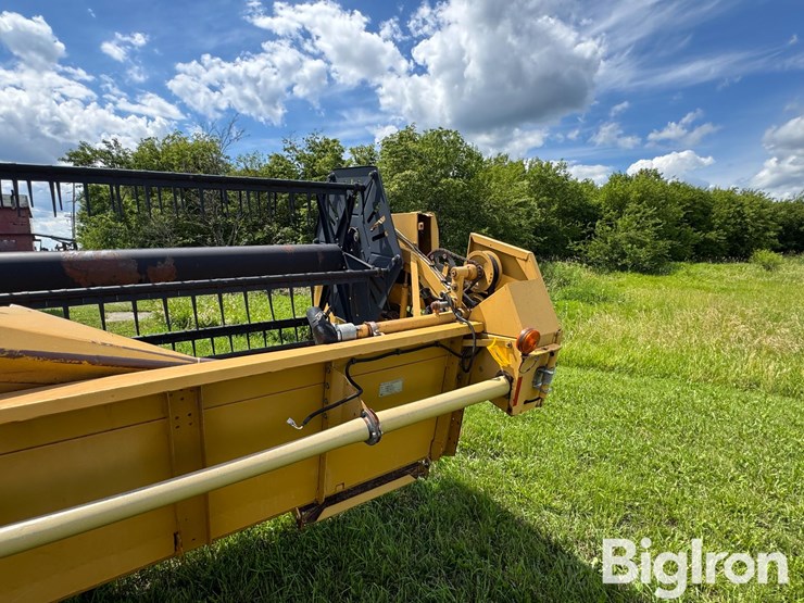 caterpillar-f30-image-17