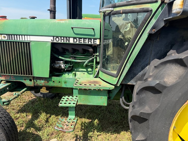 1981-john-deere-1640-image-24