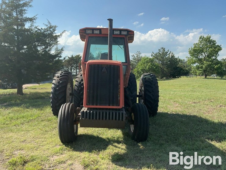 1982-allis-chalmers-8070-image-2