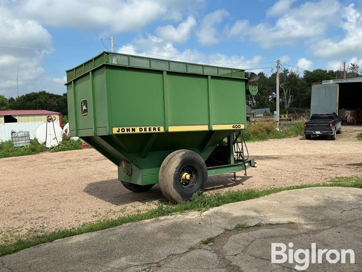 john-deere-400-image-5