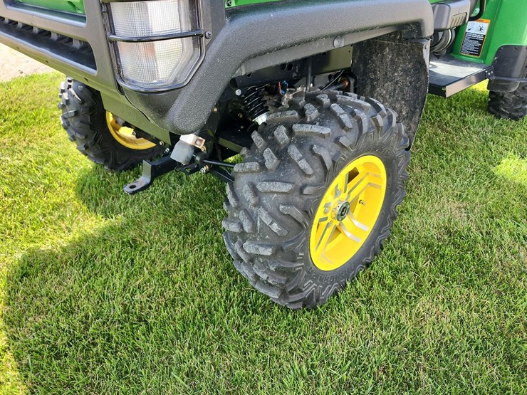2012-john-deere-gator-image-10