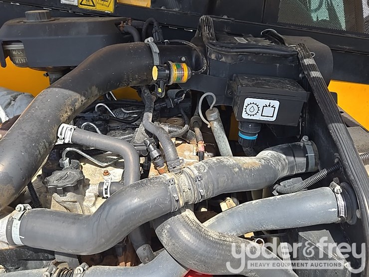 2017-jcb-510-56-image-39