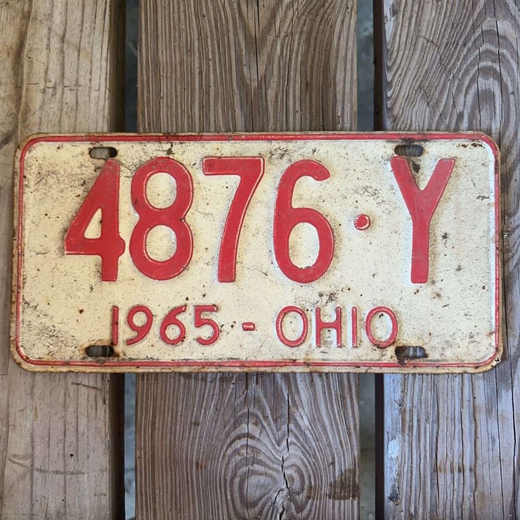 1965 Ohio License Plate Red on White