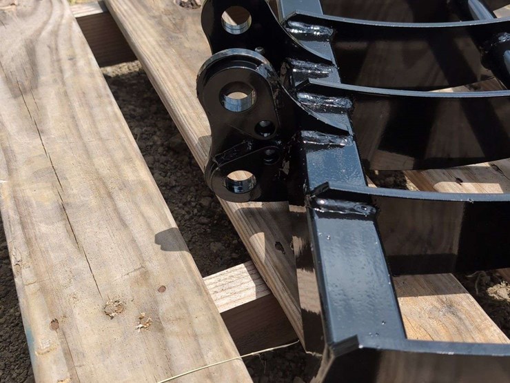 22"-mini-excavator-rake-image-2