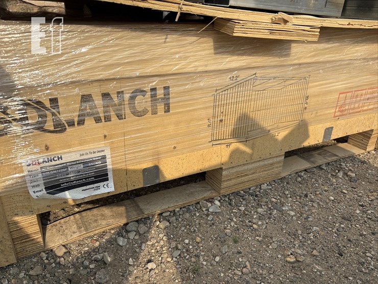 sdlgm1220f-galvanized-metal-livestock-shed-image-3