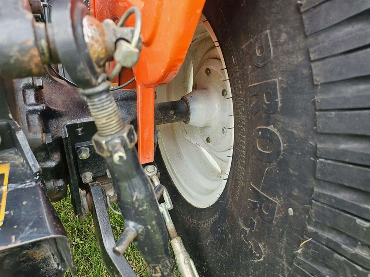 1983-allis-chalmers-5020-image-23