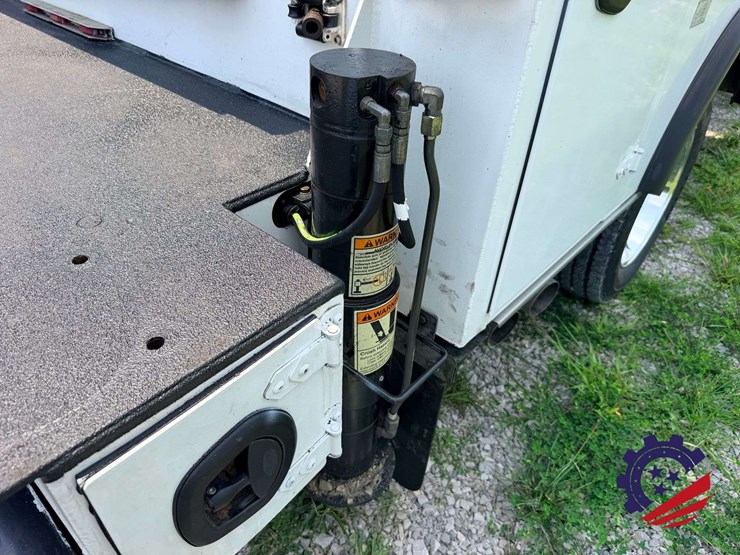 2019-ford-f550-xl-image-51