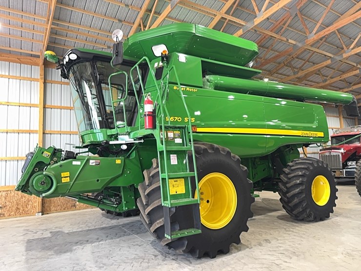 2010-john-deere-9670-sts-image-109