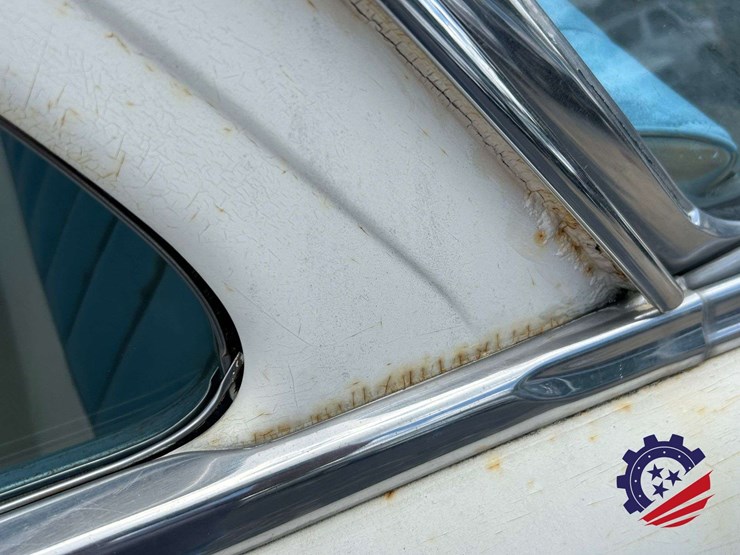 1955-ford-fairlane-club-sedan-image-13