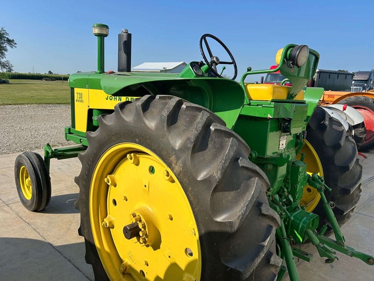 john-deere-730-image-2