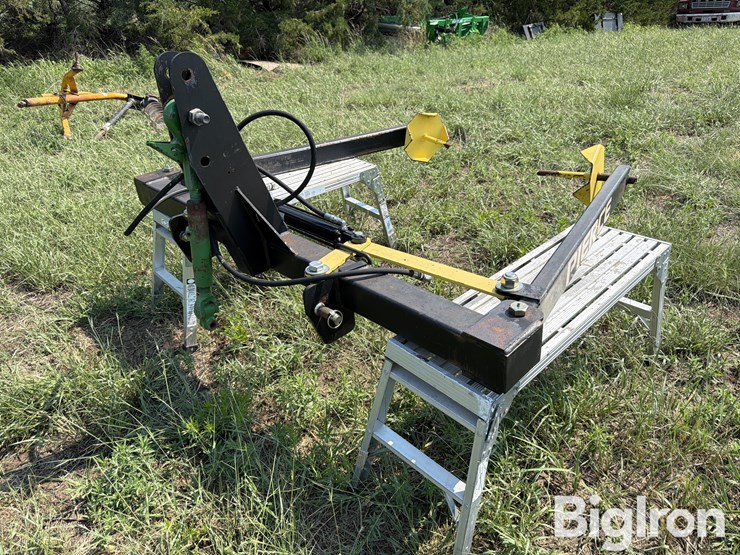 pierce-ahbr1-3-pt-hay-bale-unroller-image-1
