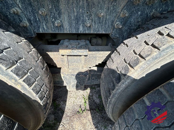 2008-international-5600-paystar-tri-axle-dump-truck-image-53