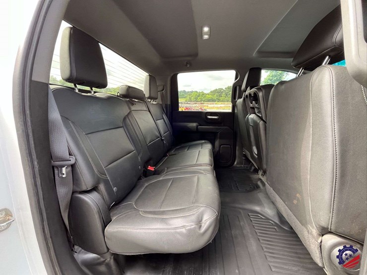 2021-chevrolet-silverado-2500-image-44