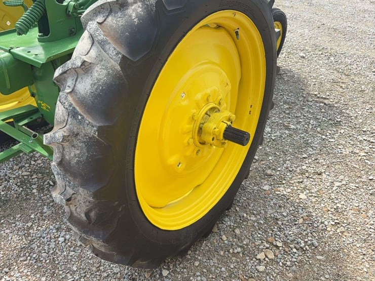 john-deere-h-image-13