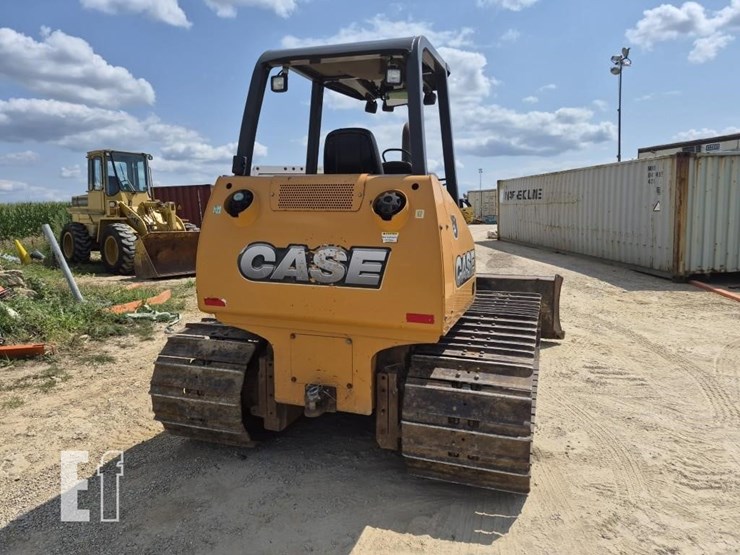 case-750m-image-8