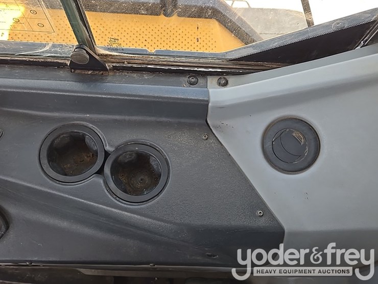 2016-deere-410et-image-65