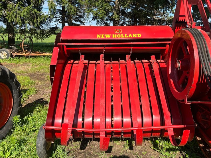 #9902-•-new-holland-square-baler-image-23