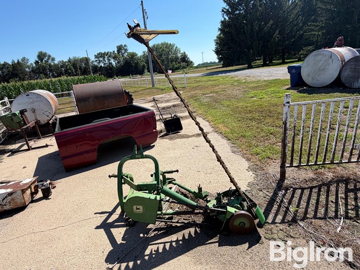 john-deere-7-image-6