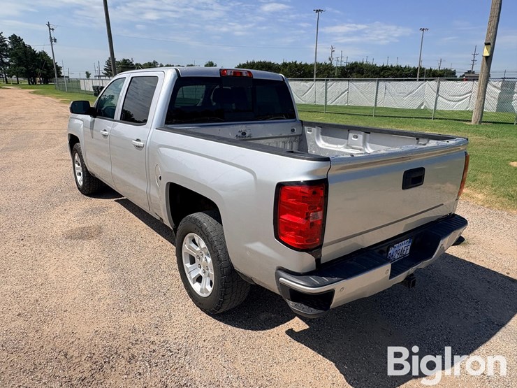 2018-chevrolet-silverado-1500-z71-4x4-crew-cab-pickup-image-5
