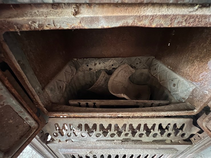 #9958-•-wood-stove-image-6
