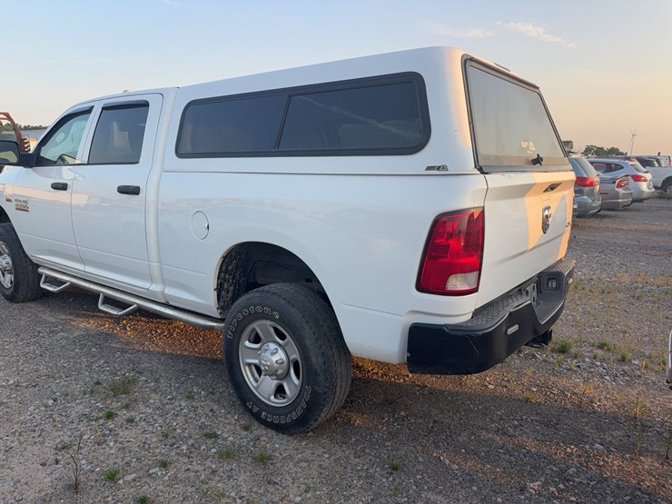 2018-dodge-ram-2500-image-15