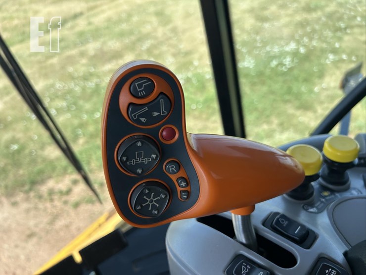 2013-new-holland-cx8080-image-90