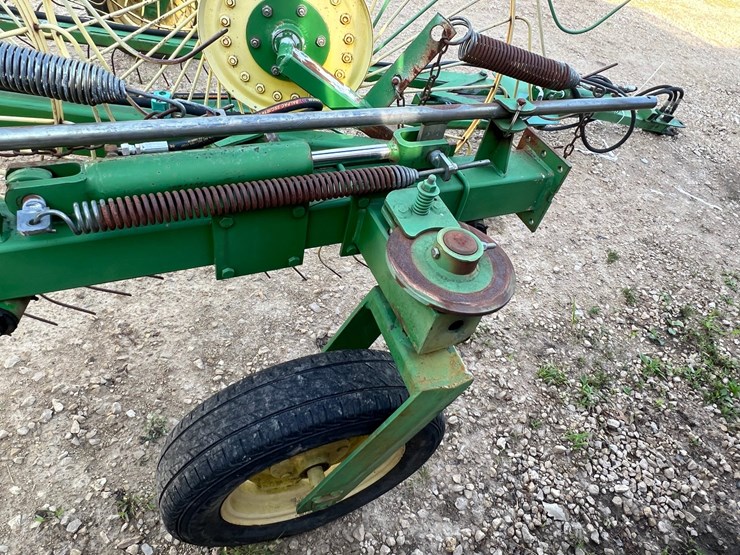 #9573-•-10-wheel-v-rake-image-14