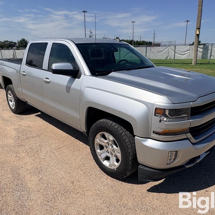 2018 Chevrolet Silverado 1500 Z71 4x4 Crew Cab Pickup
