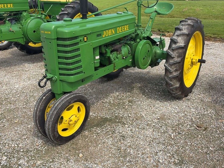 john-deere-h-image-1