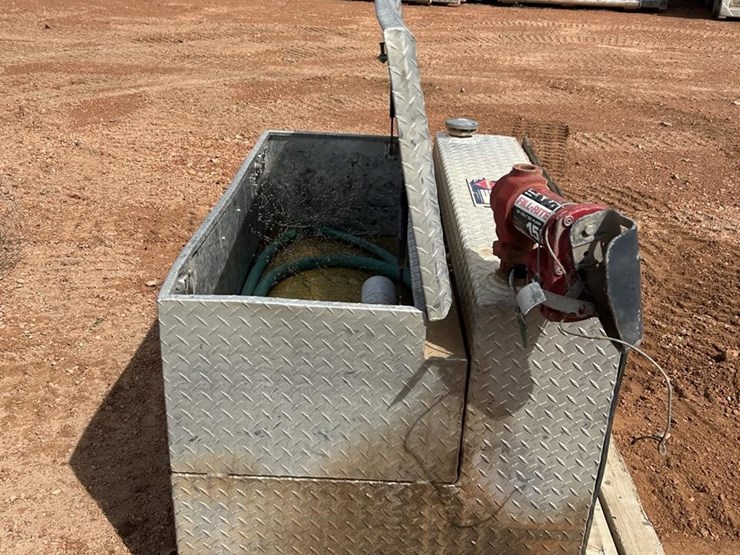 fuel-tank-w/toolbox-6370-image-4