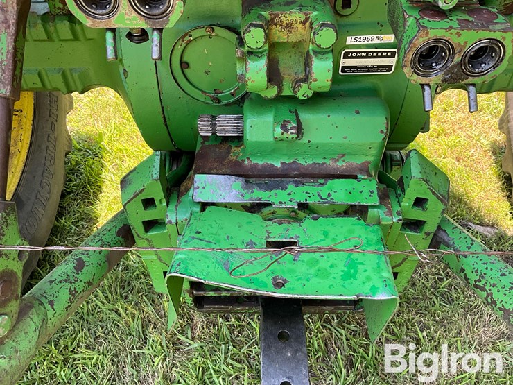 john-deere-4240-image-13