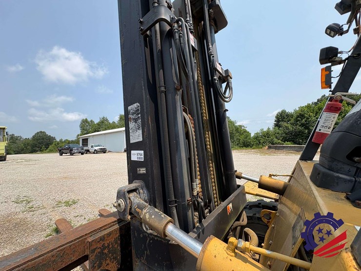 caterpillar-dp70-image-54