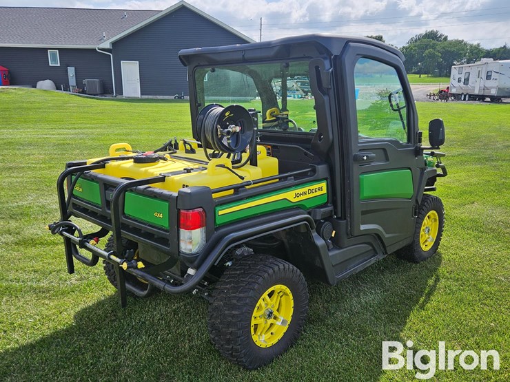 2023-john-deere-xuv-835m-gator-4x4-utv-w/65-gal-sprayer-image-5
