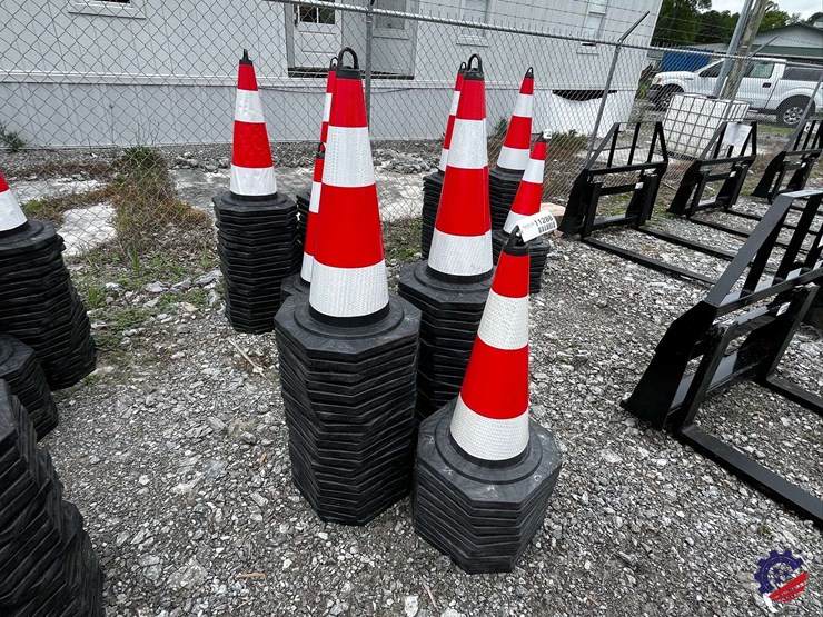 (50)-unused-2026-ce-irstc-safety-traffic-cones-image-1