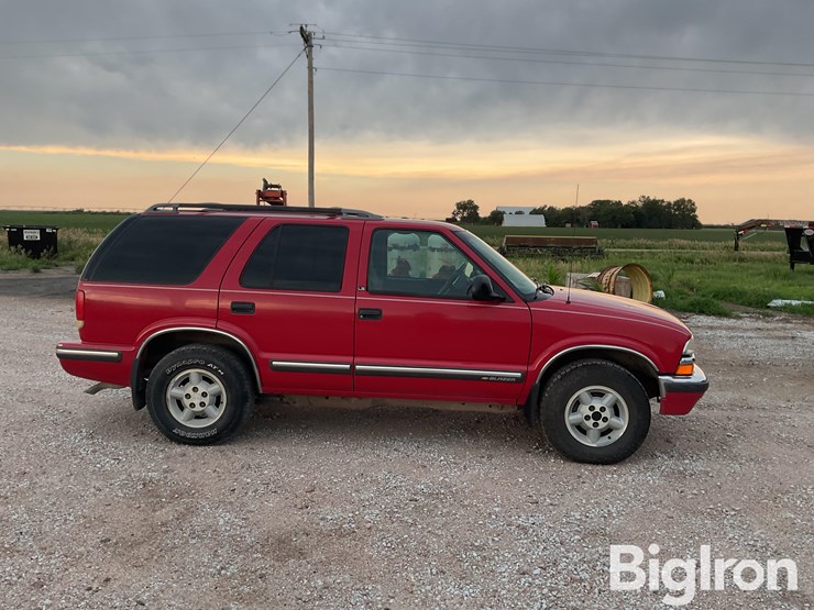 1998-chevrolet-blazer-image-4