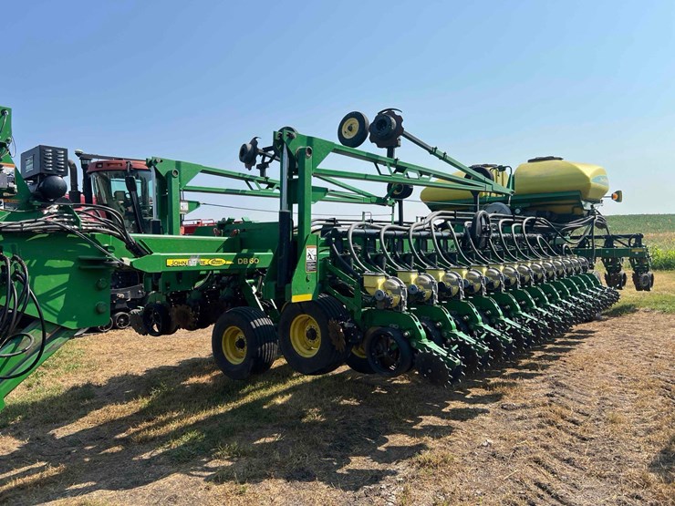 john-deere-db60-image-2