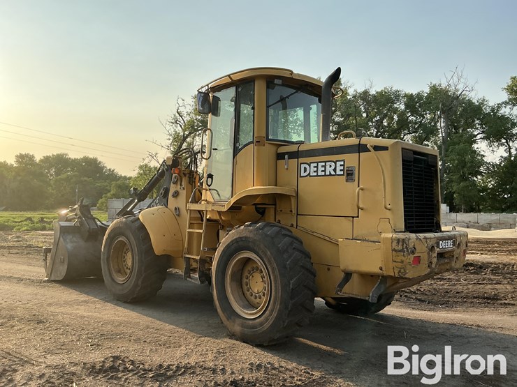1999-deere-tc44h-image-7