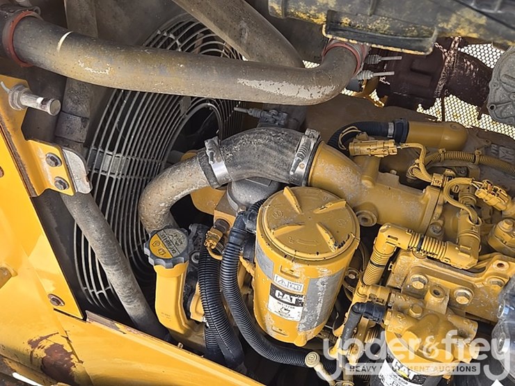 caterpillar-d5k2-image-46