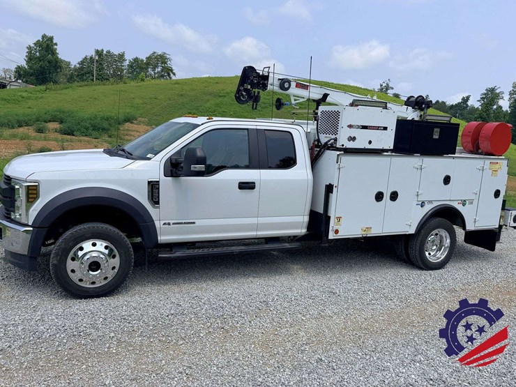 2019-ford-f550-xl-image-1