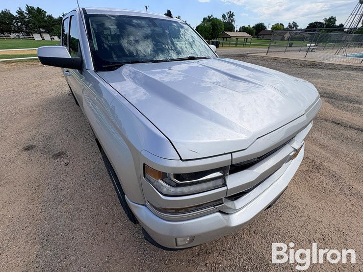 2018-chevrolet-silverado-1500-z71-image-13