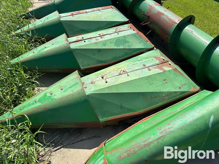john-deere-454-image-15