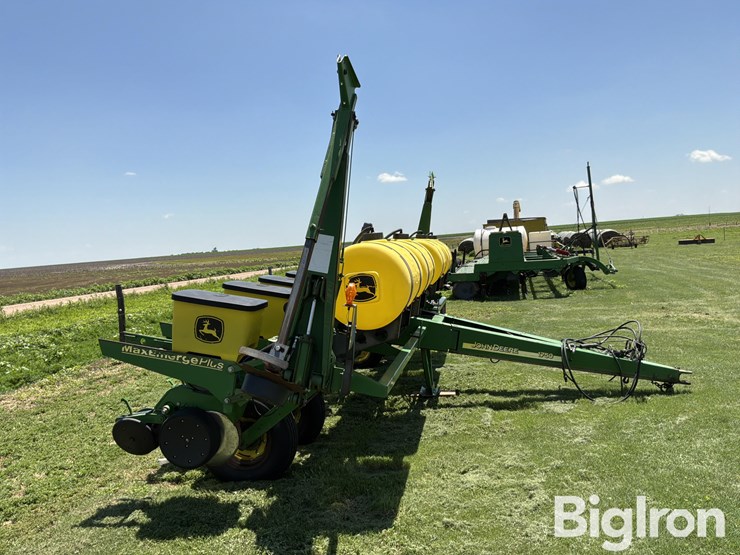 2002-john-deere-1750-image-4