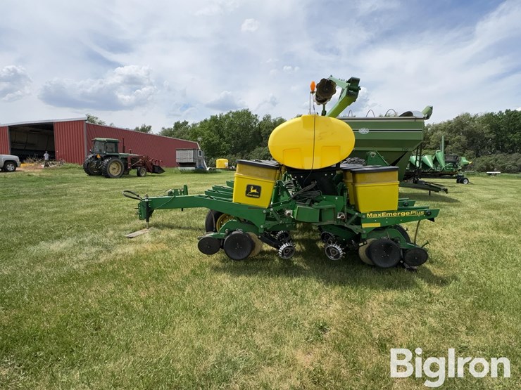 john-deere-1760-image-8