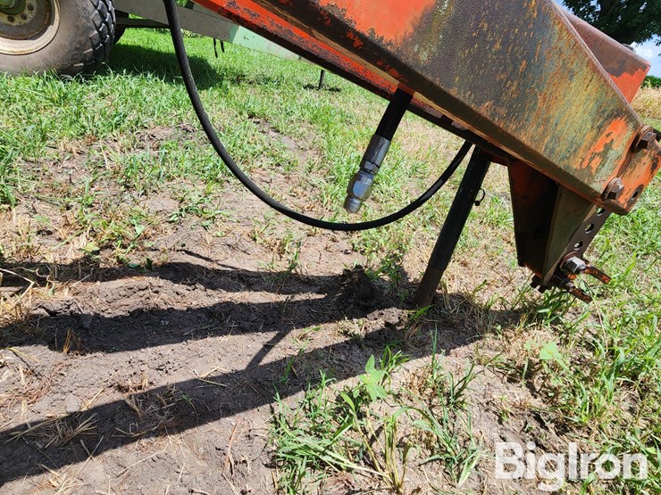 allis-chalmers-1500-image-14