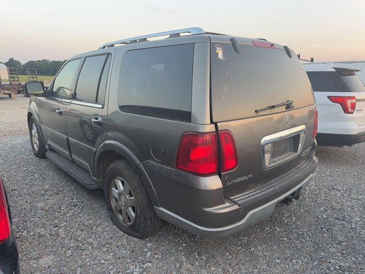 2003-lincoln-navigator-image-5
